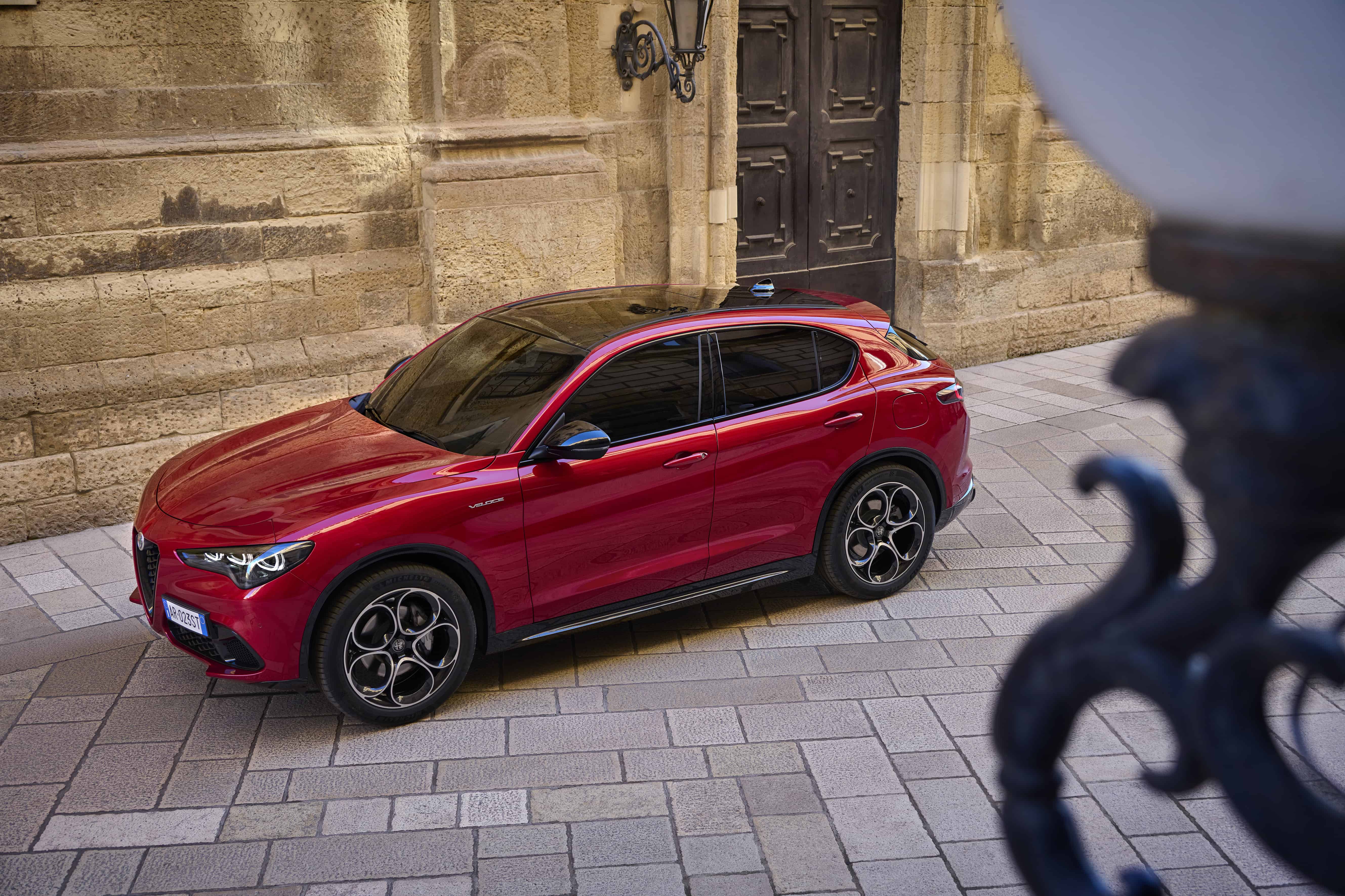 2023-stelvio
