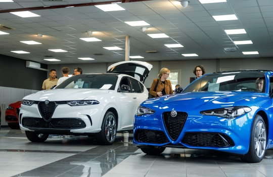 Alfás élmények a CarNet budaörsi szalonjában