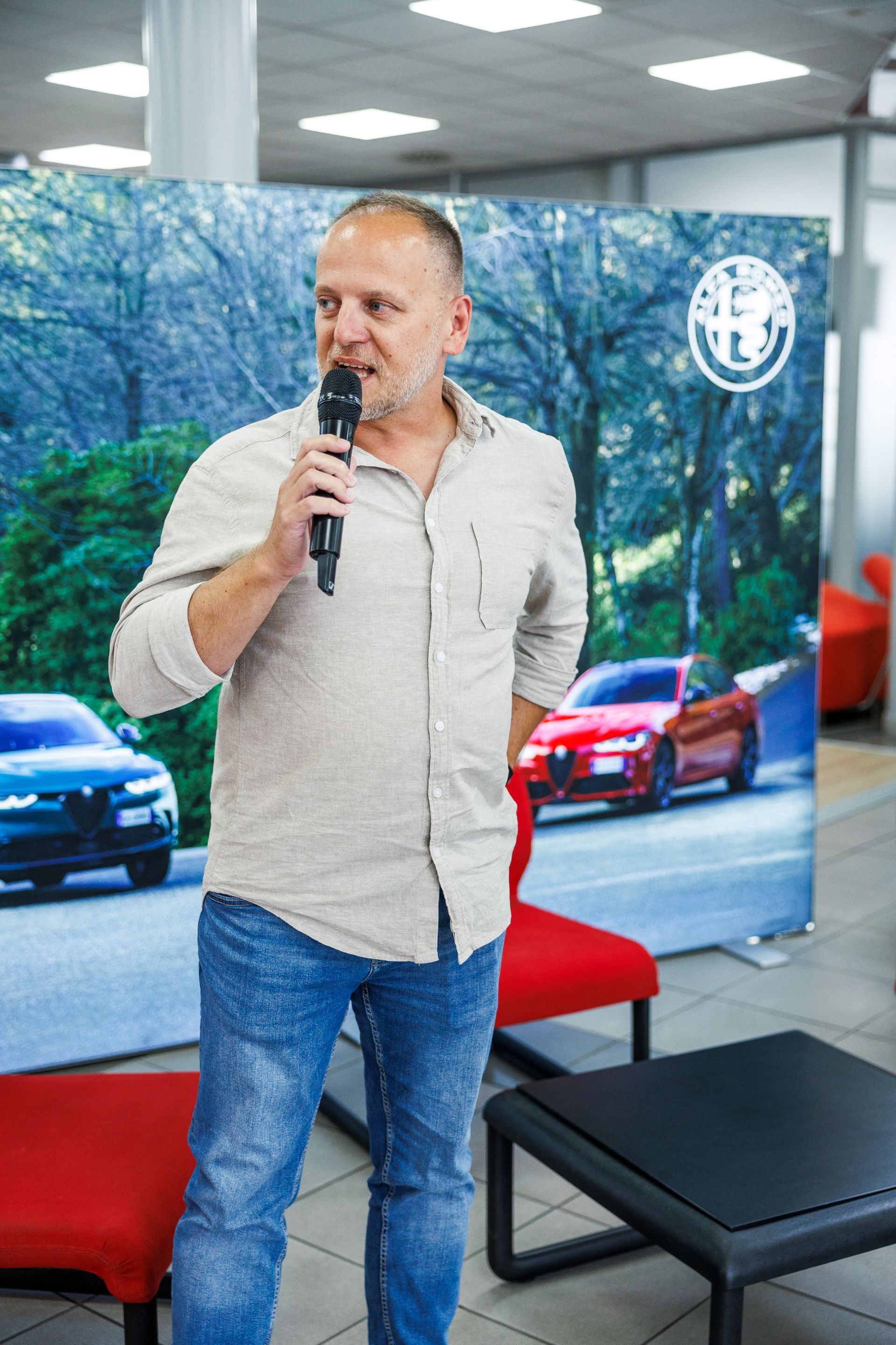 2025-10-09-alfa-roadshow-budaors-carnet-hir-3