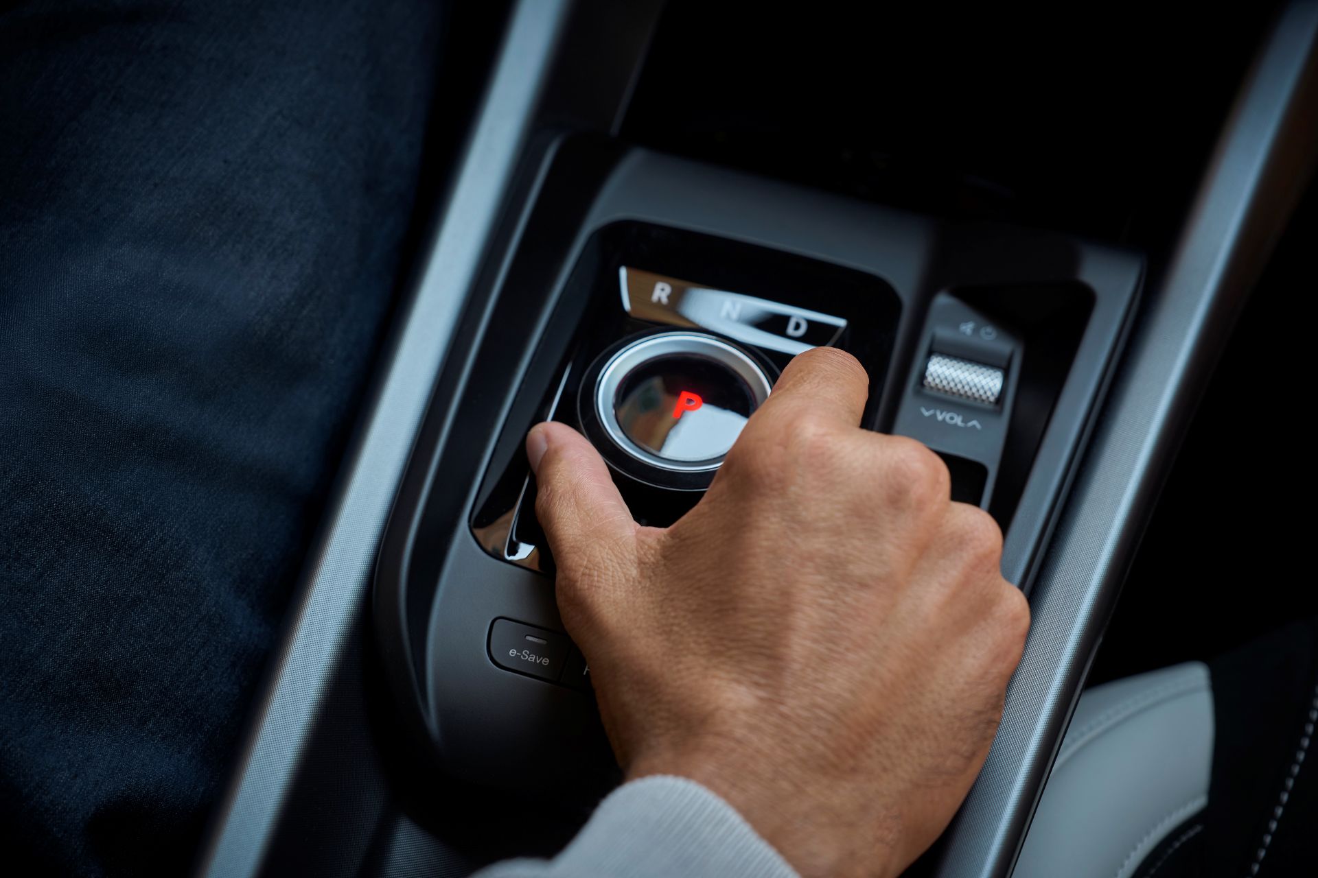 uj-alfa-romeo-tonale-carnet-hir-12