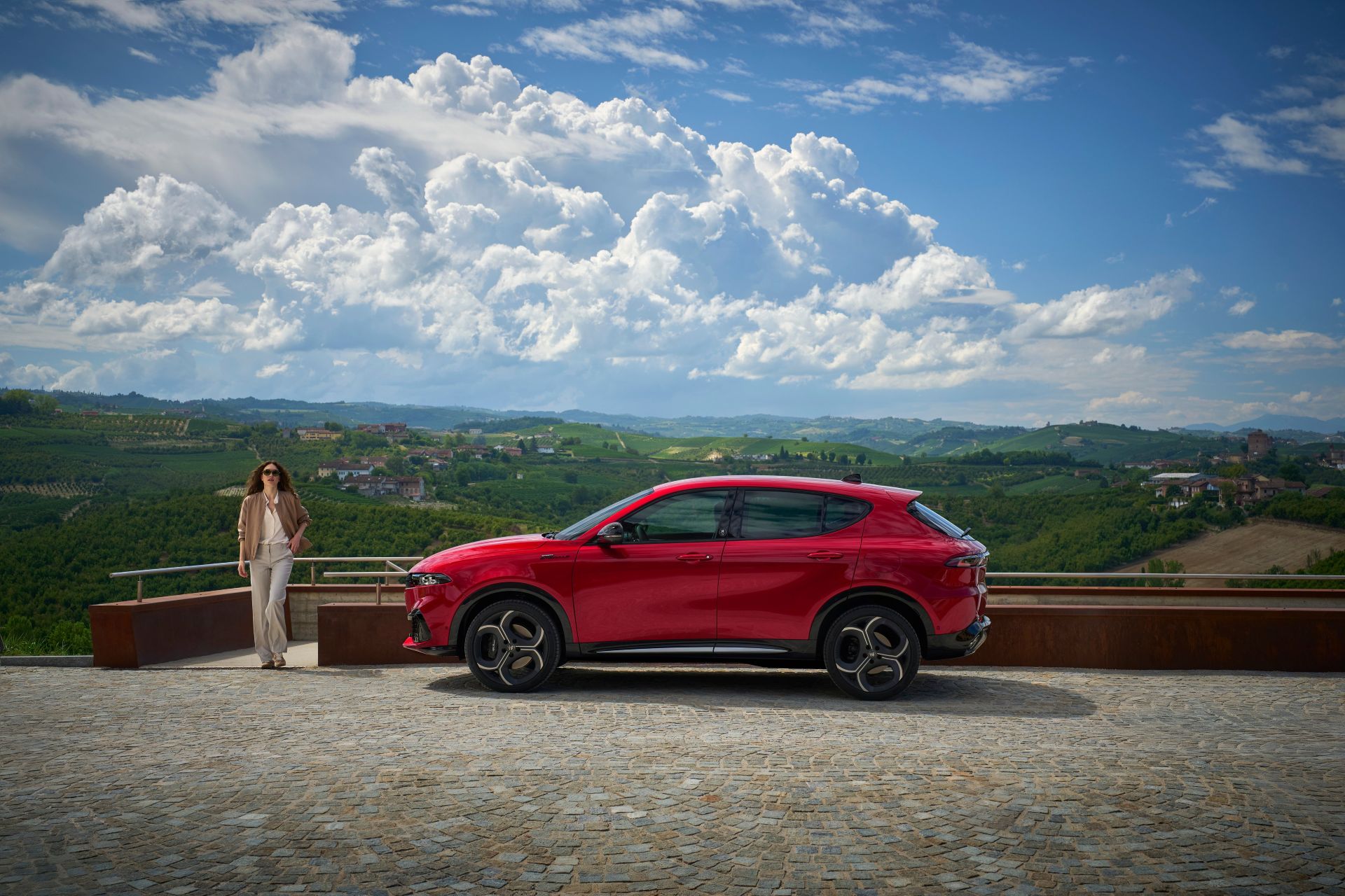 uj-alfa-romeo-tonale-carnet-hir-17