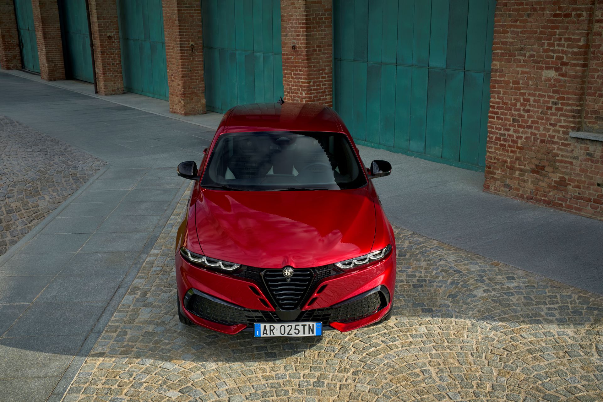 uj-alfa-romeo-tonale-carnet-hir-3