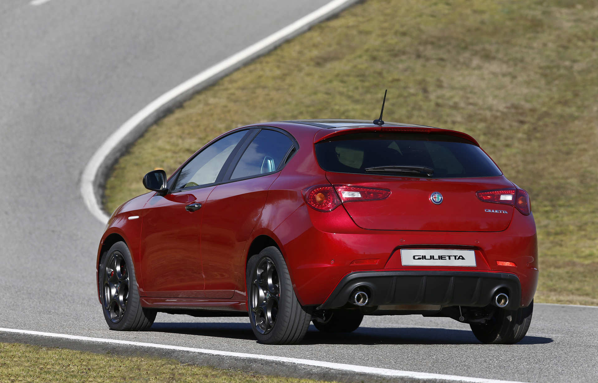 alfa-romeo-giulietta