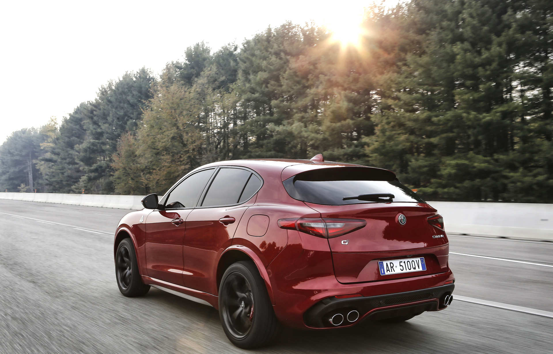 alfa-romeo-stelvio-quadrifoglio