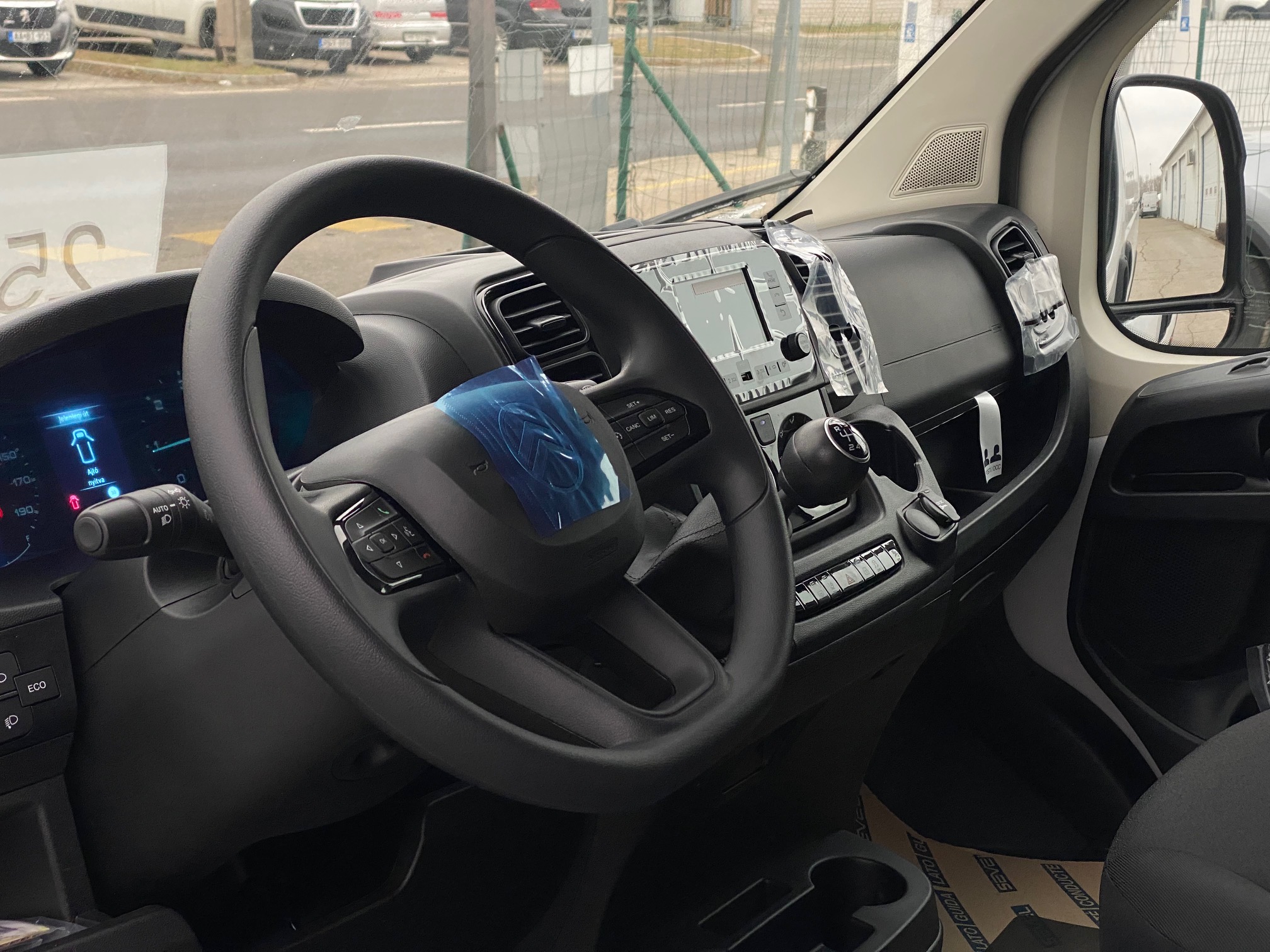 citroen-jumper-keszletakcio-carnet-riegler-utaster