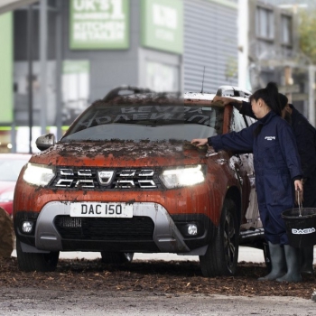 saras-dacia-duster