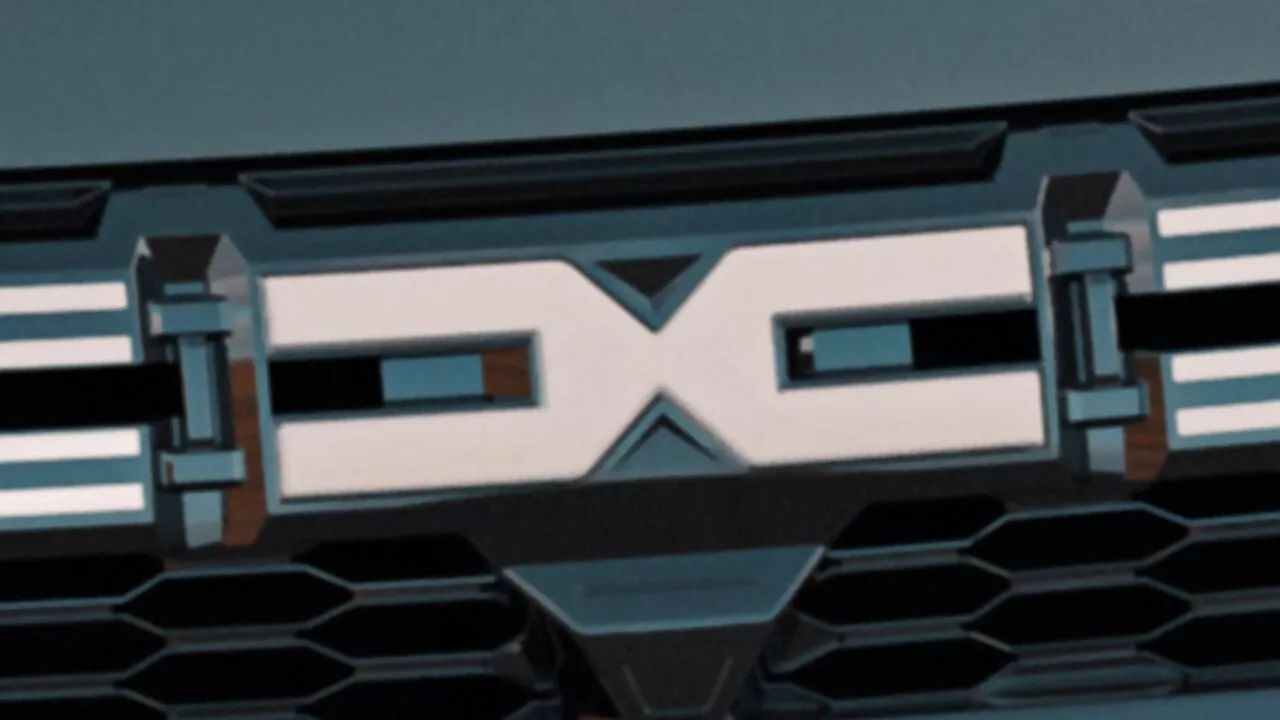 uj-dacia-emblema