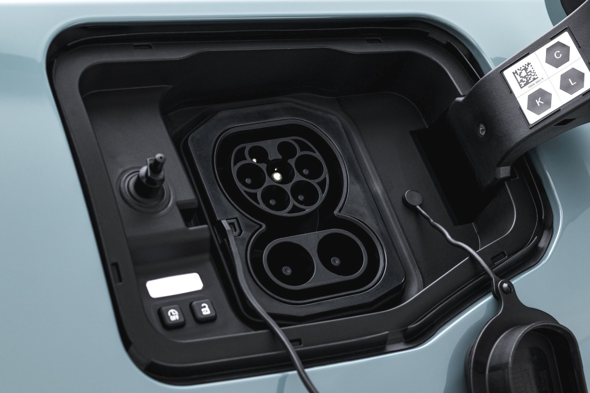 uj-dacia-spring-carnet-hir-11