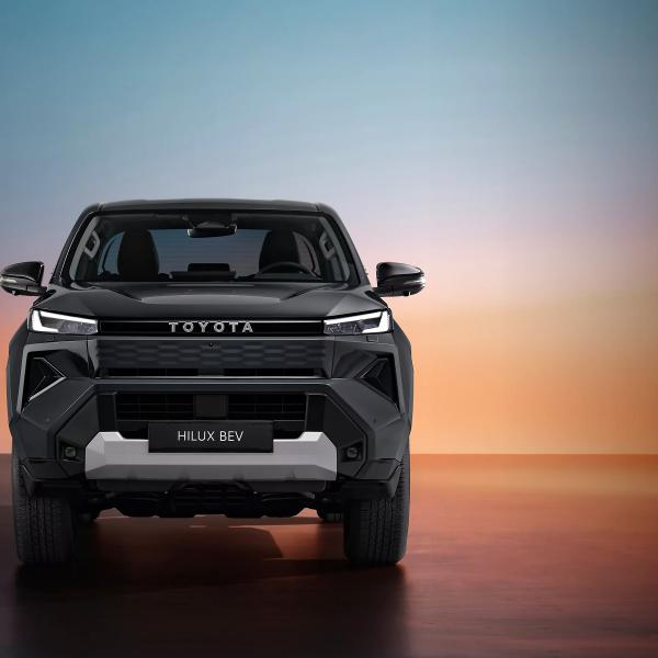 Toyota Hilux BEV - Már nettó 20 990 000 Ft-tól!*