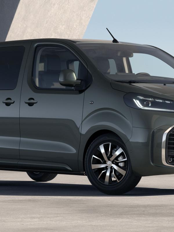 Toyota Proace Verso EV 14.636.750 Ft-tól