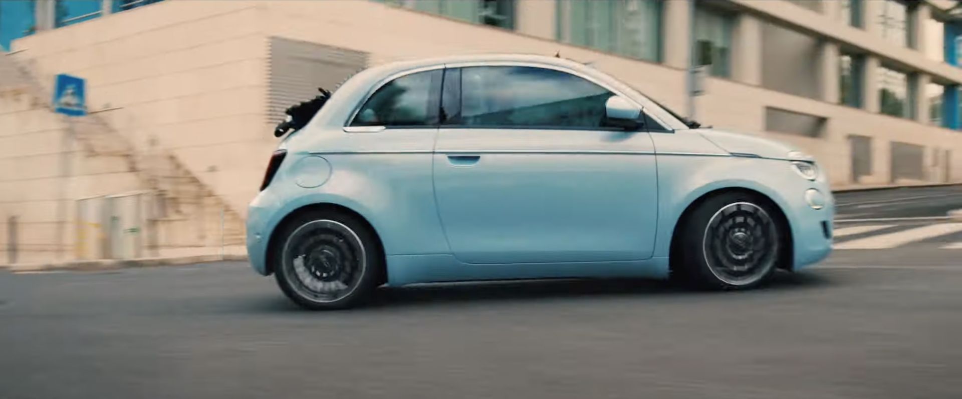 fiat-500e-2026-teli-olimpia-partner-carnet-hir
