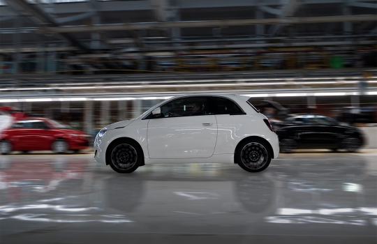 Már gyártják az új hibrid Fiat 500-asokat!
