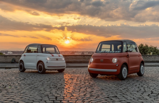 Sportos kinézettel csábít a Fiat Topolino speciális kiadása!