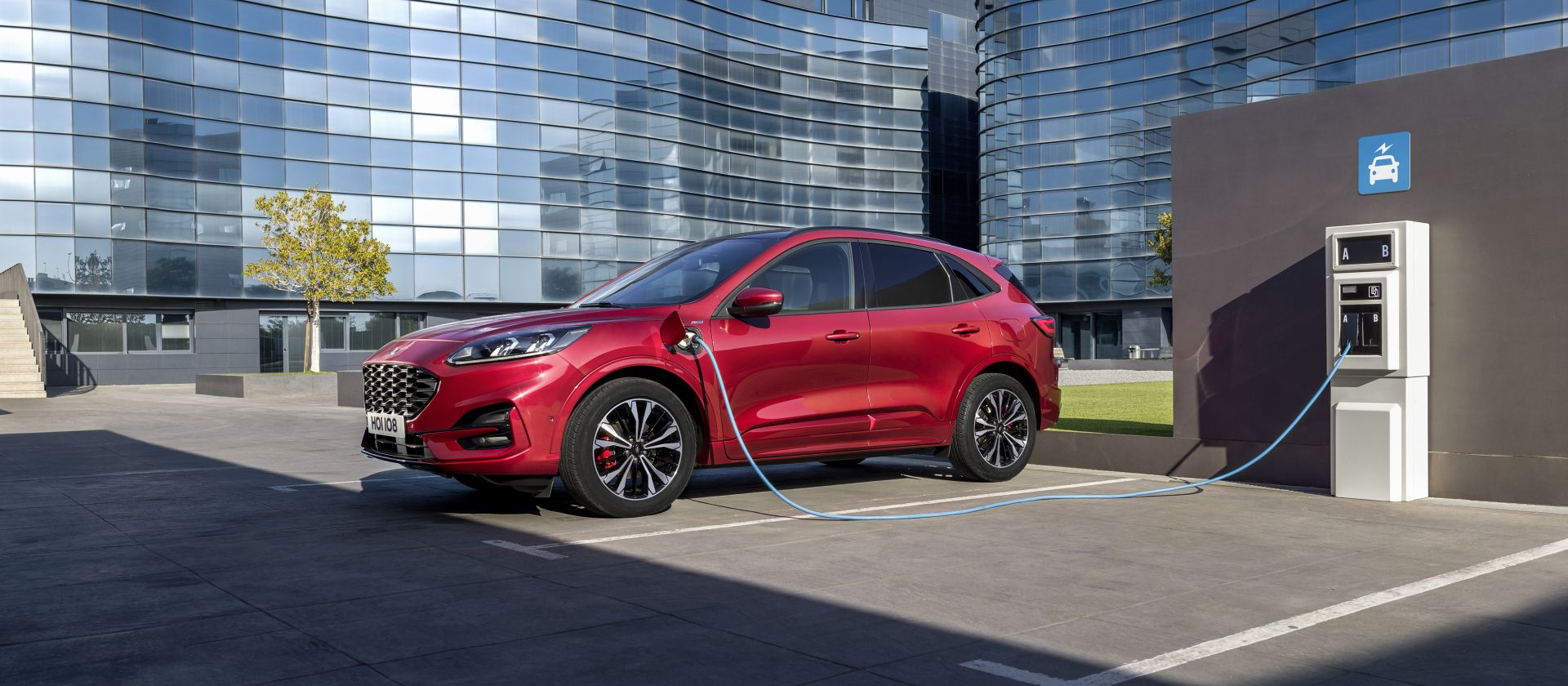 Új Kuga Plug-in Hybrid