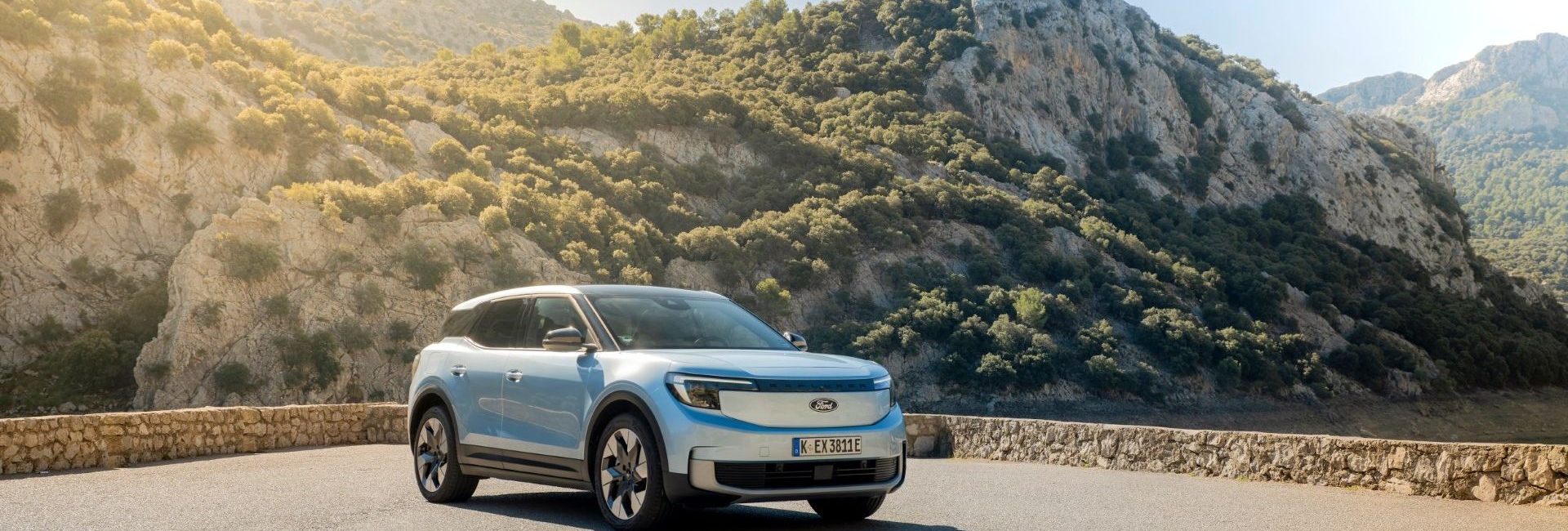 Tovább bírják, jobban tudják a Ford családi villanyautói