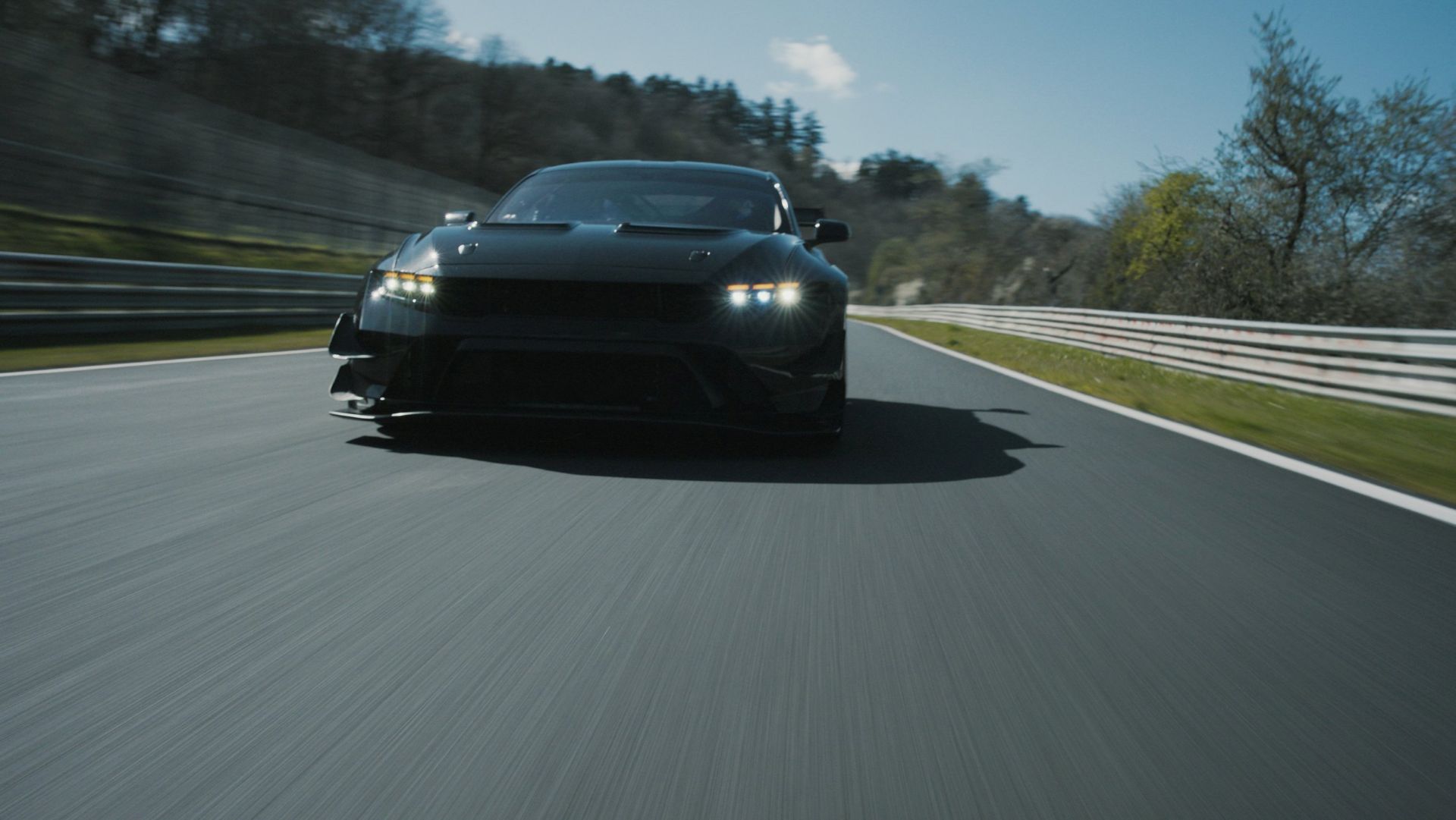 ford-mustang-gtd-competition-carnet-hir-2