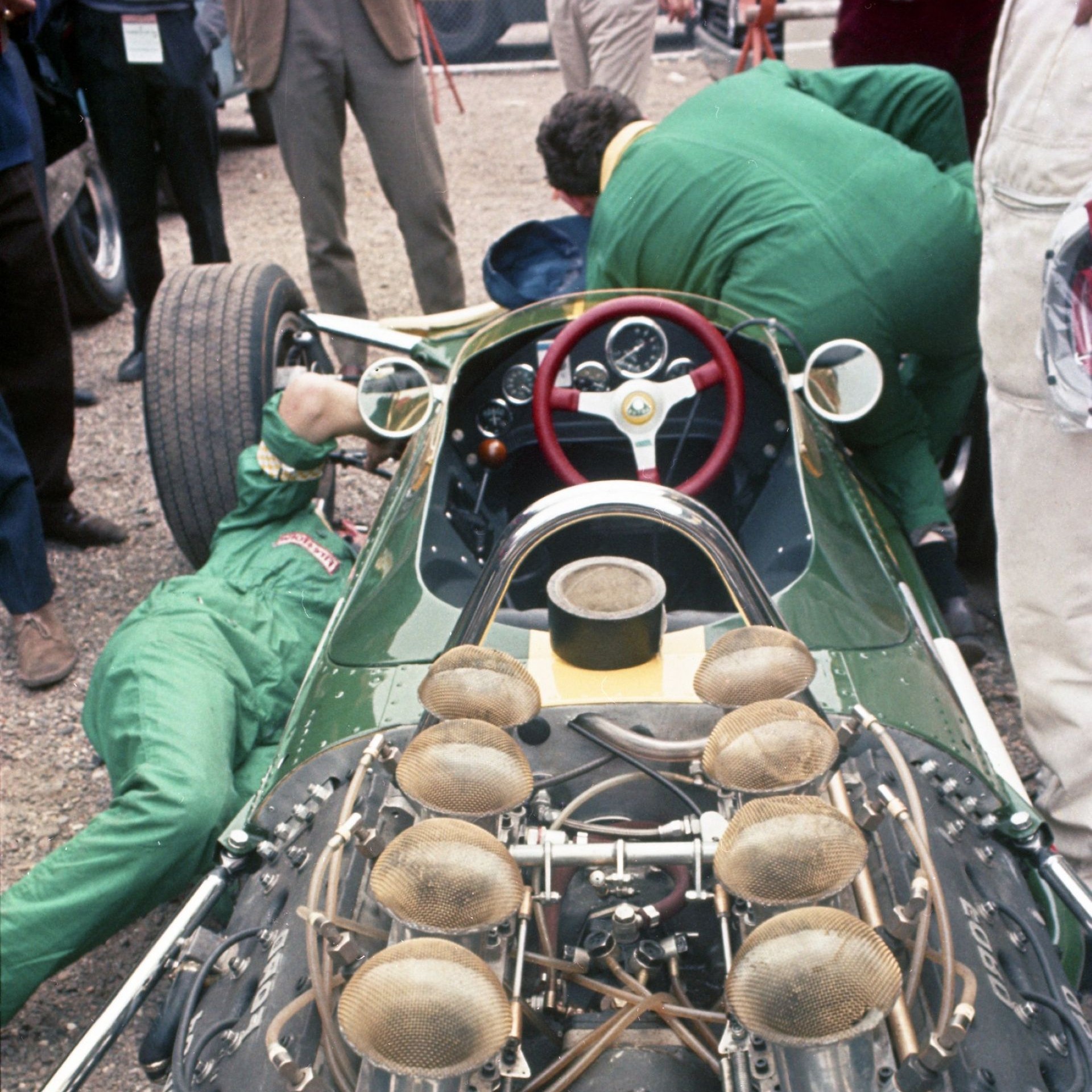 1967-f1-holland-ford-dfv-engine-carnet-hir