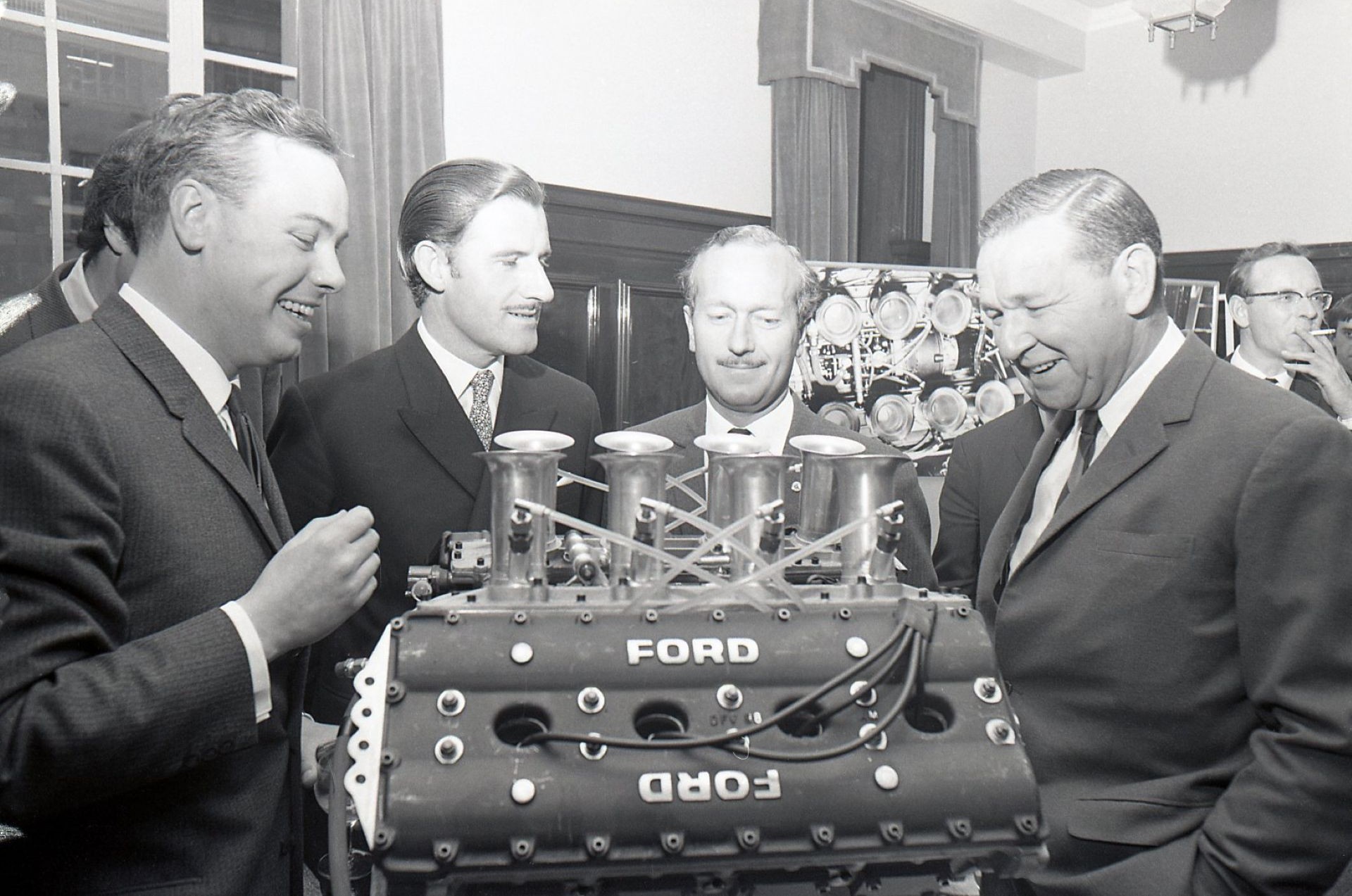 ford-dfv-engine-press-event-carnet-hir