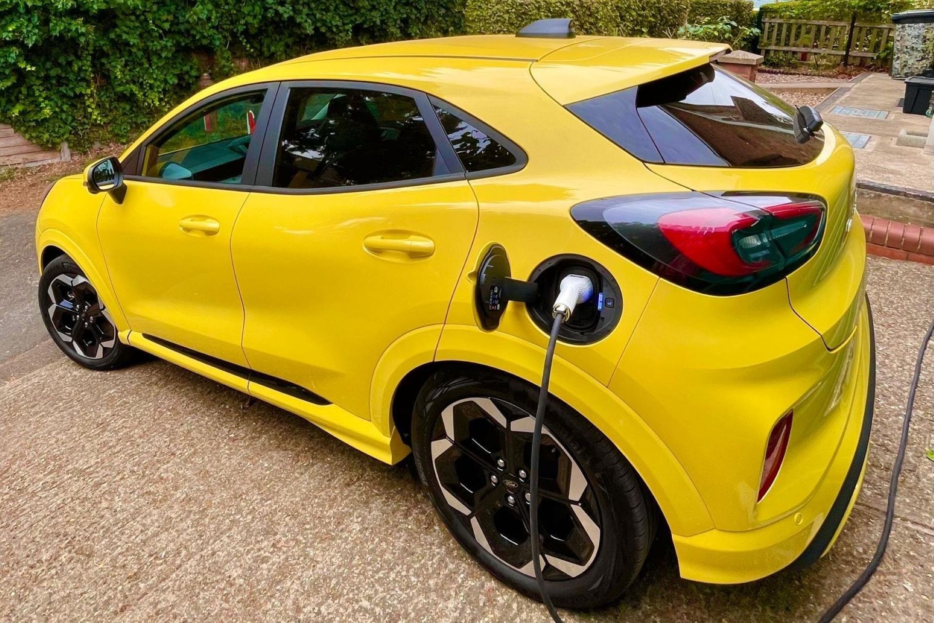 karen-horton-ford-puma-1-million-carnet-hir-5