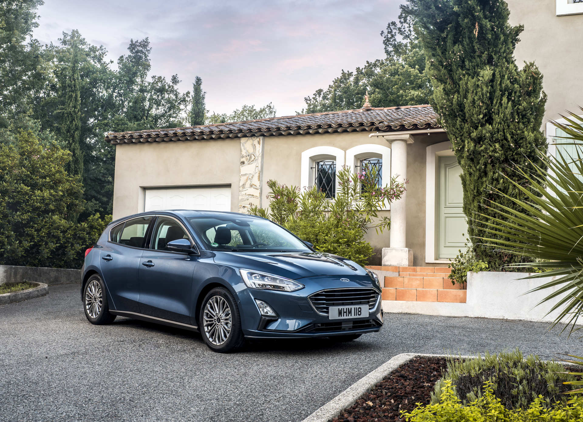 flotta-lehetosegek-ford-focus-technology