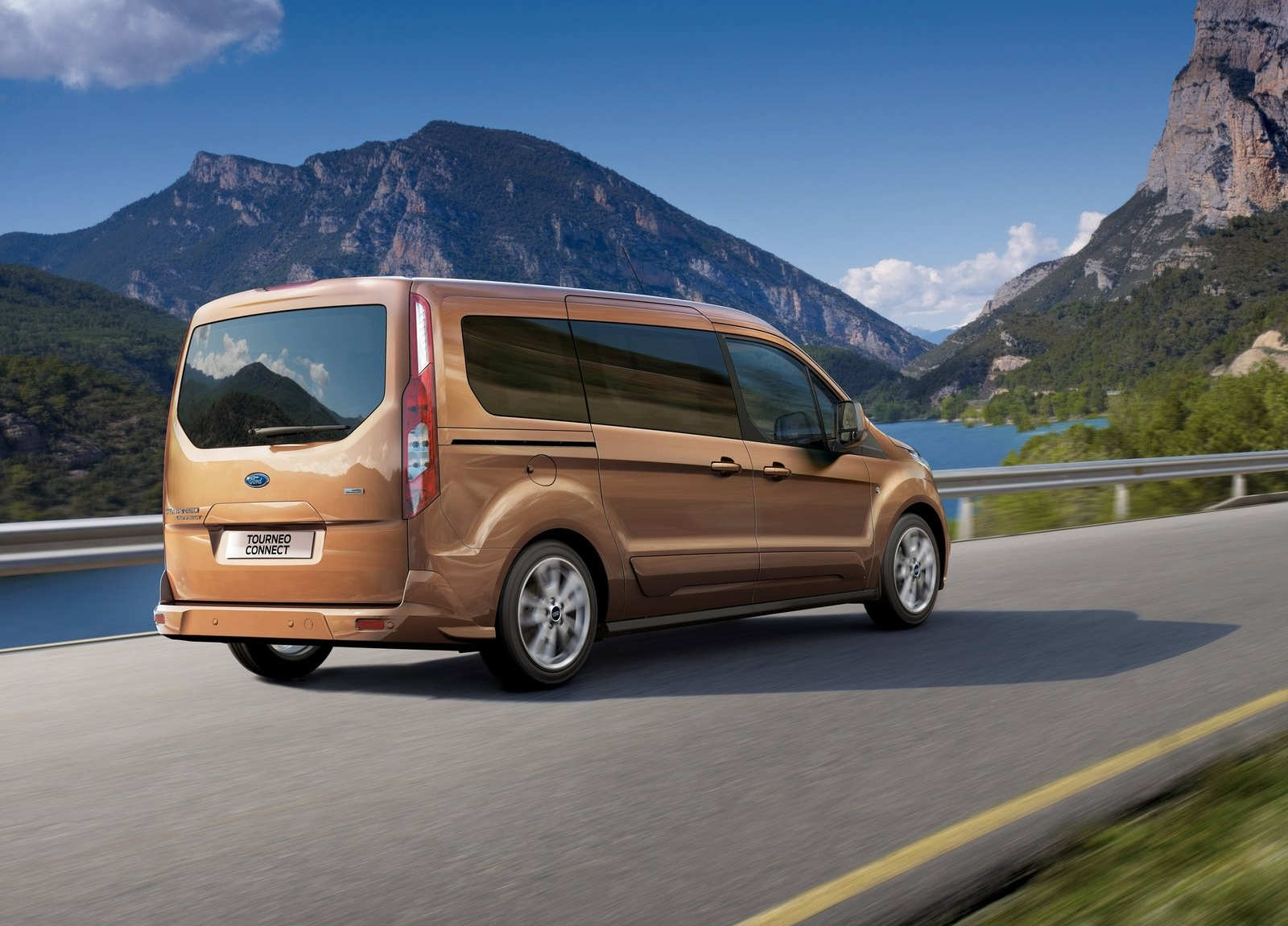 ford-tourneo-connect