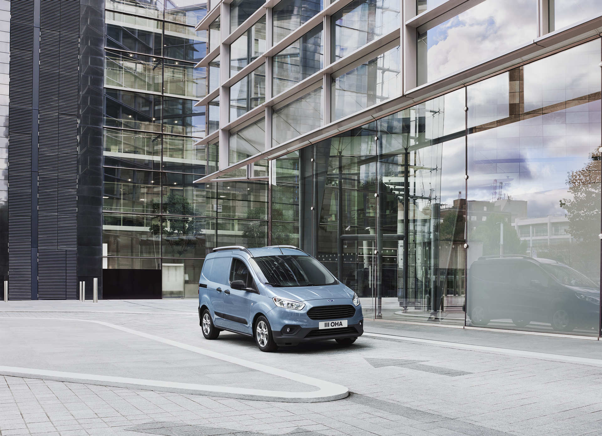 ford-transit-courier
