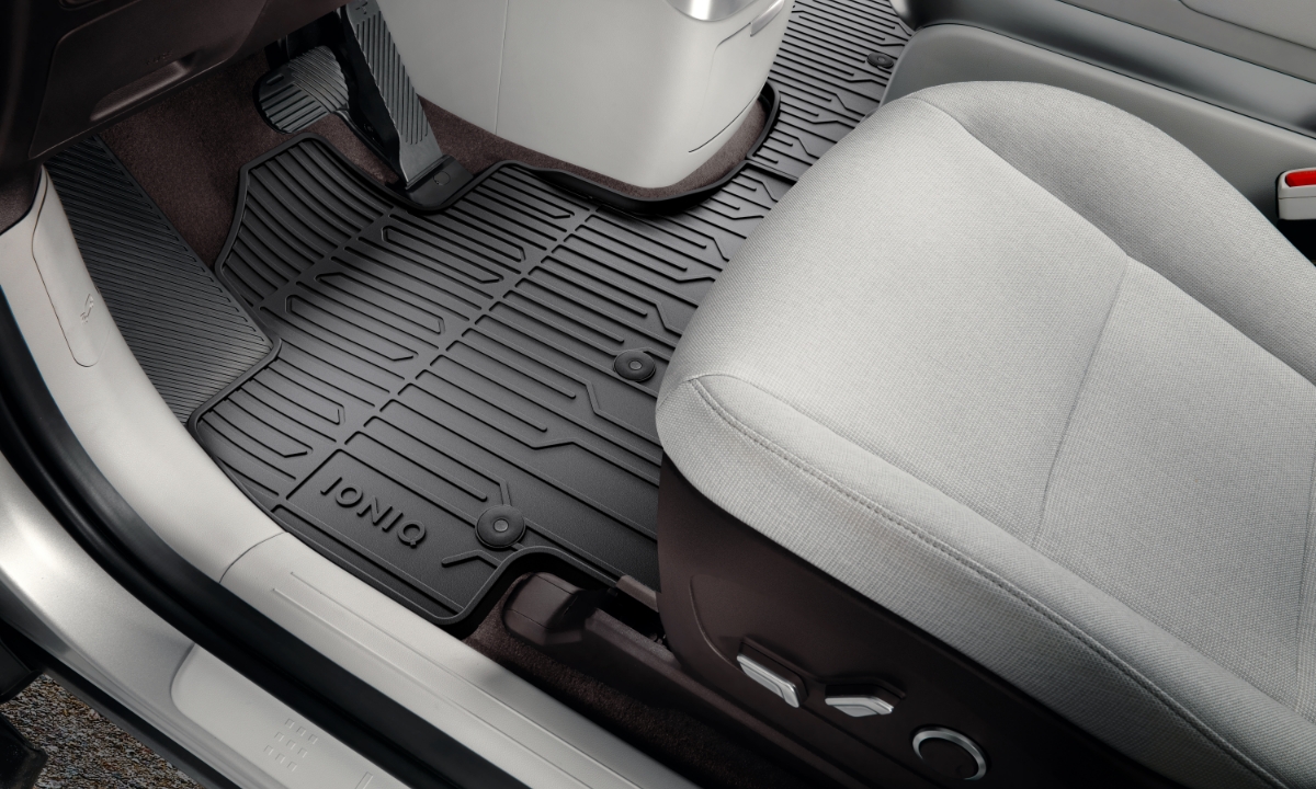 hyundai-gumiabroncs-carnet-akcio
