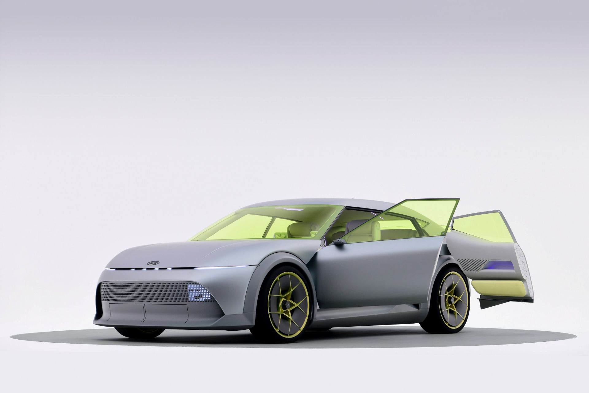 hyundai-concept-three-at-iaa-mobility-2025-carnet-hir-6