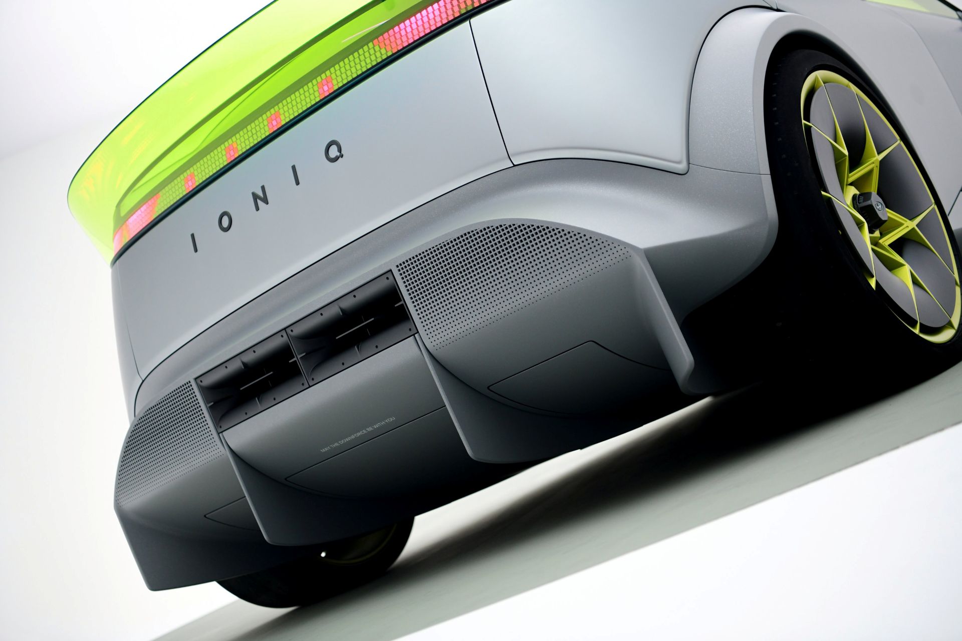 hyundai-concept-three-at-iaa-mobility-2025-carnet-hir-9