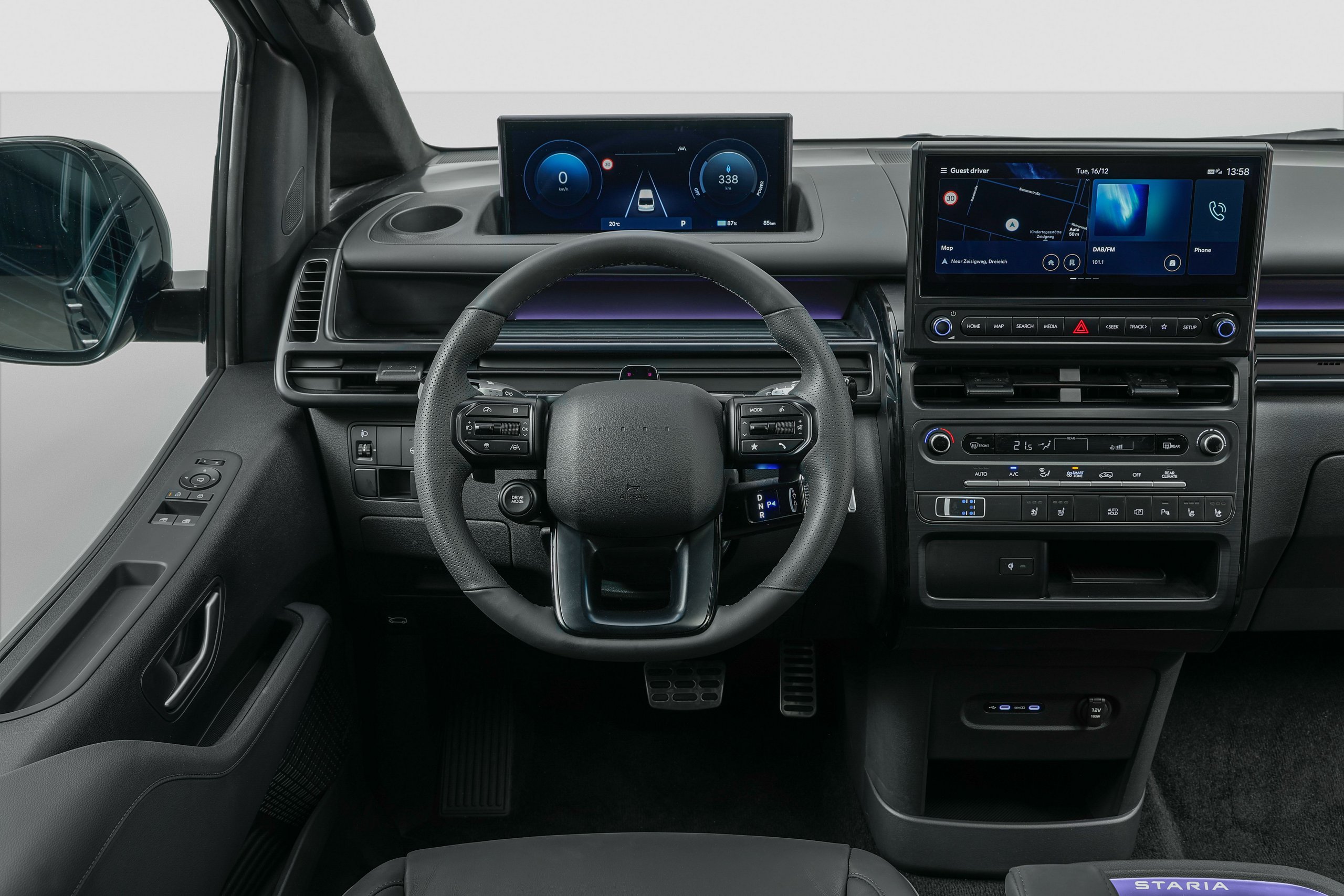 hyundai-staria-electric-carnet-hir-3.