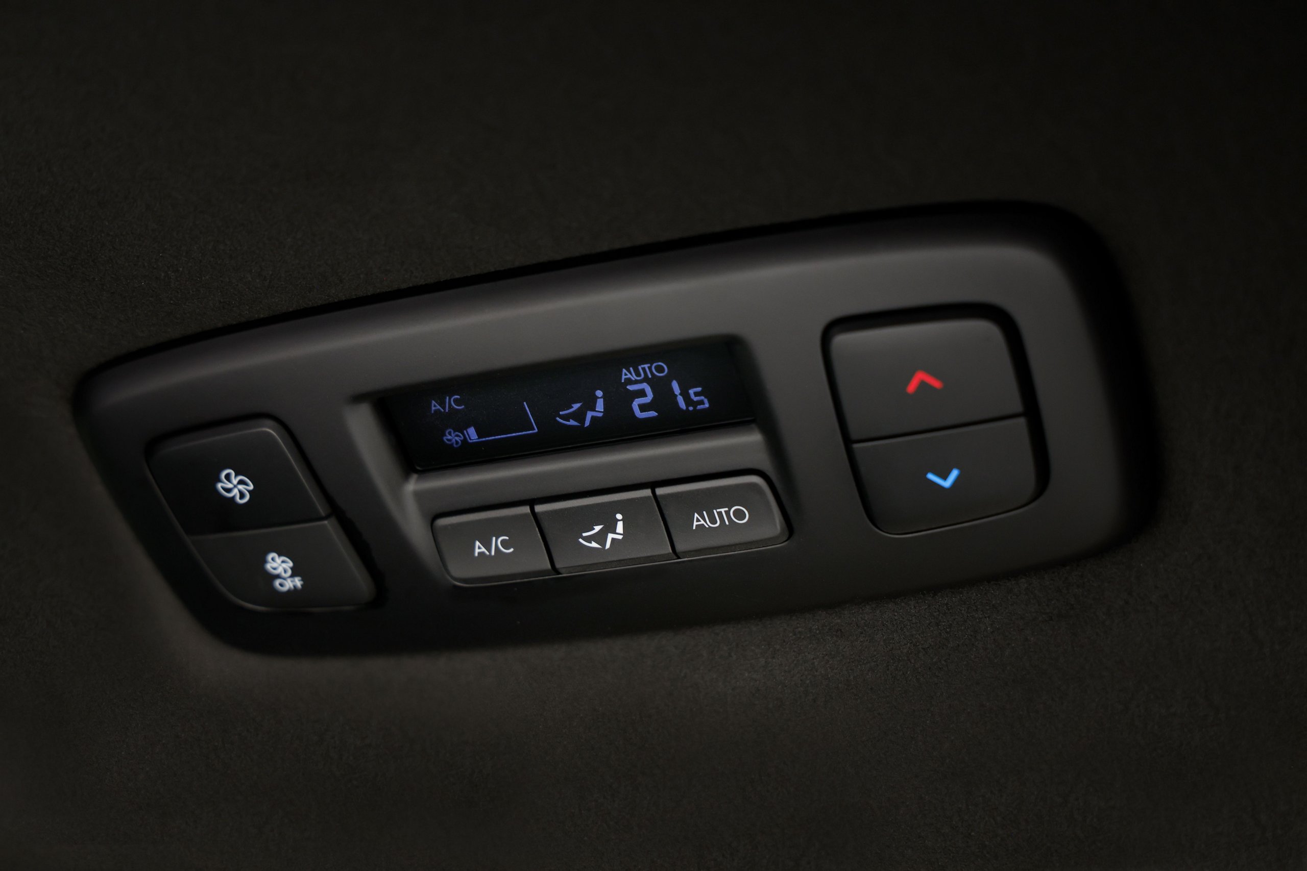 hyundai-staria-electric-carnet-hir-