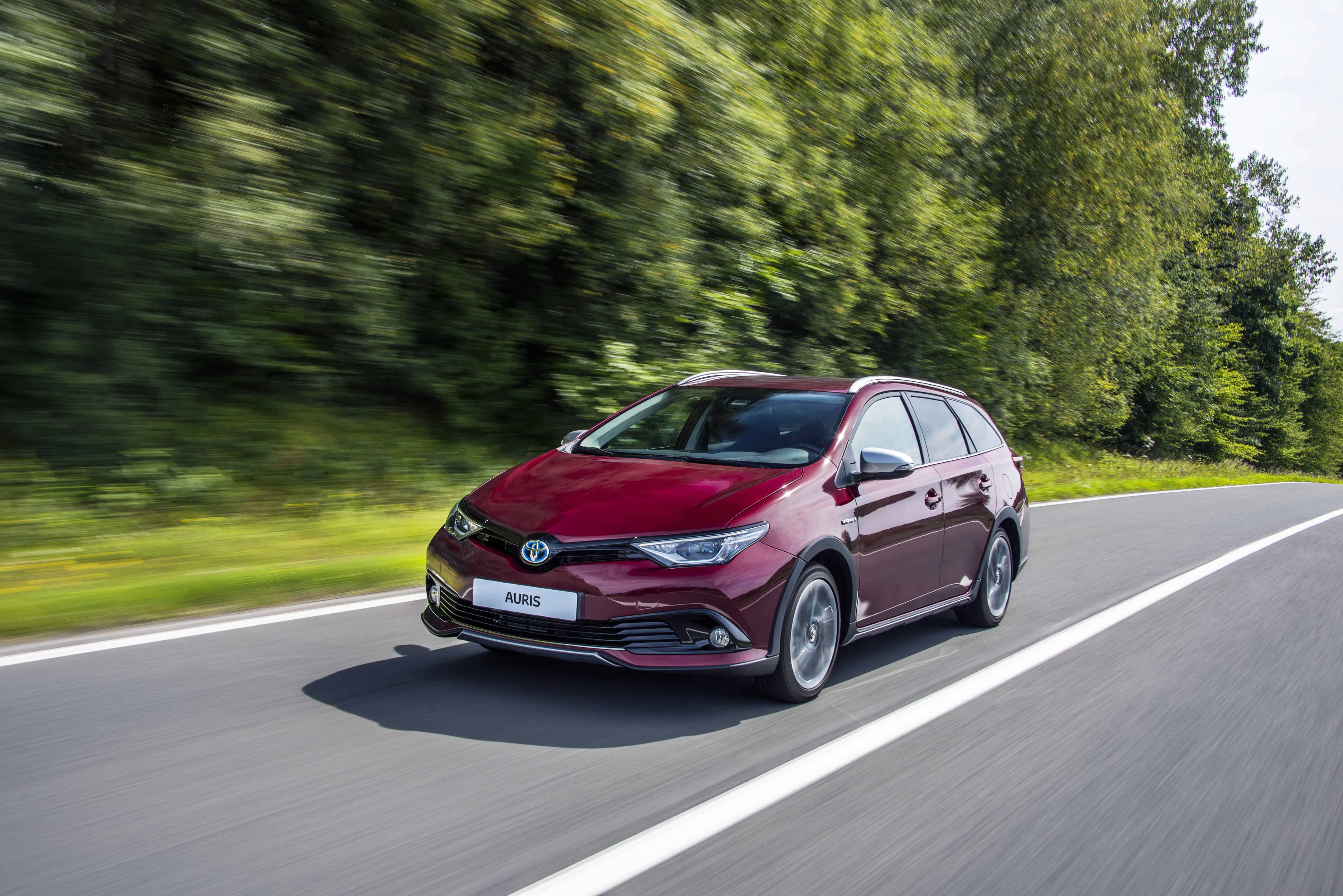 toyota-auris