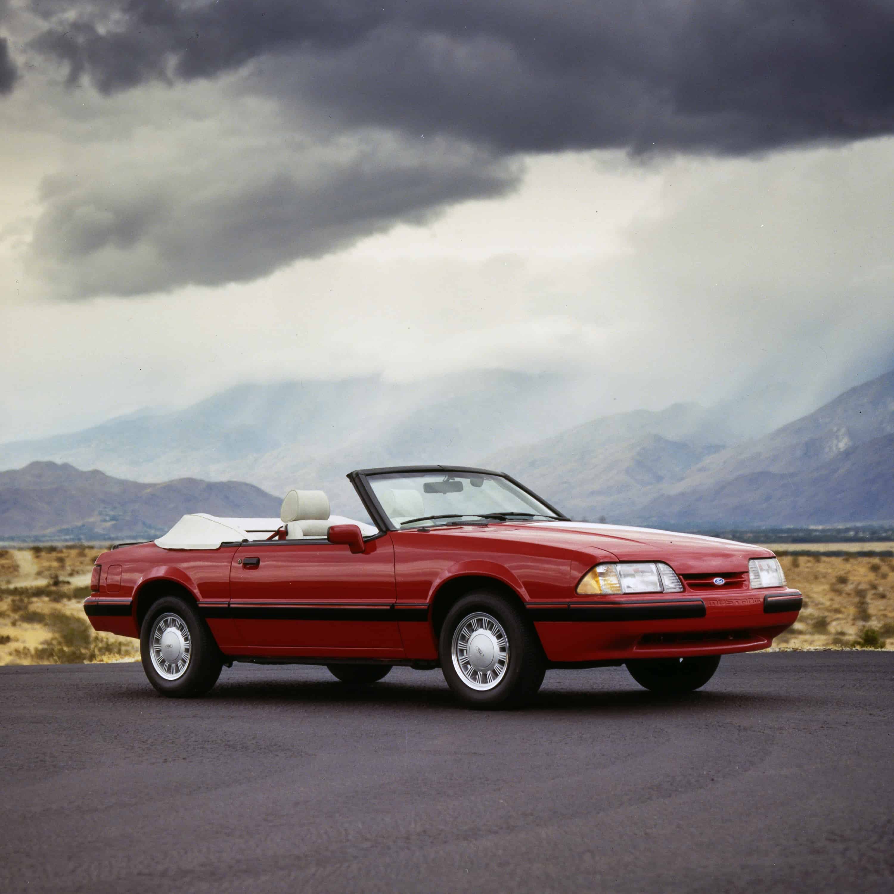 1989-ford-mustang-convertible