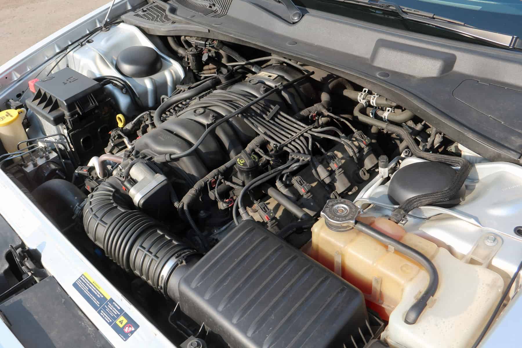 v8-chrysler300c