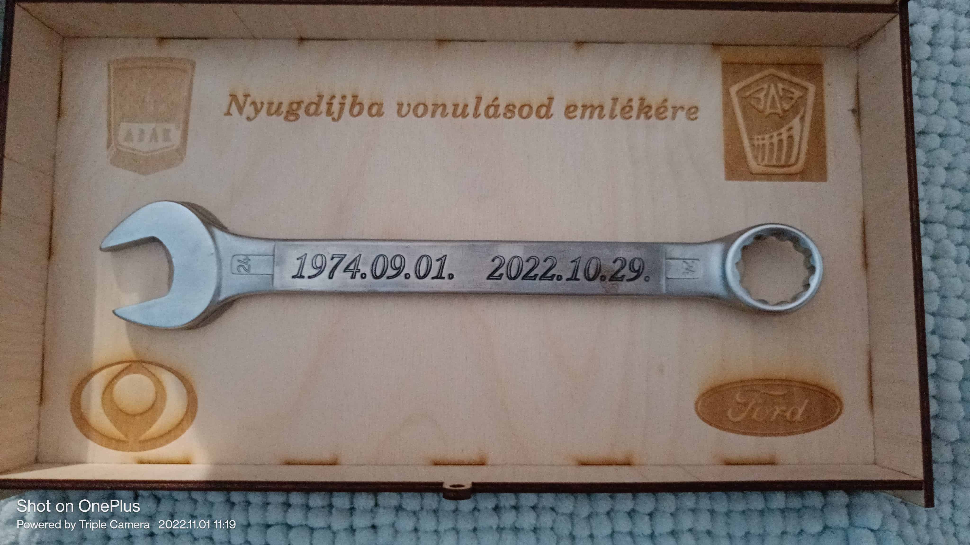 nyugdijas-szerelo
