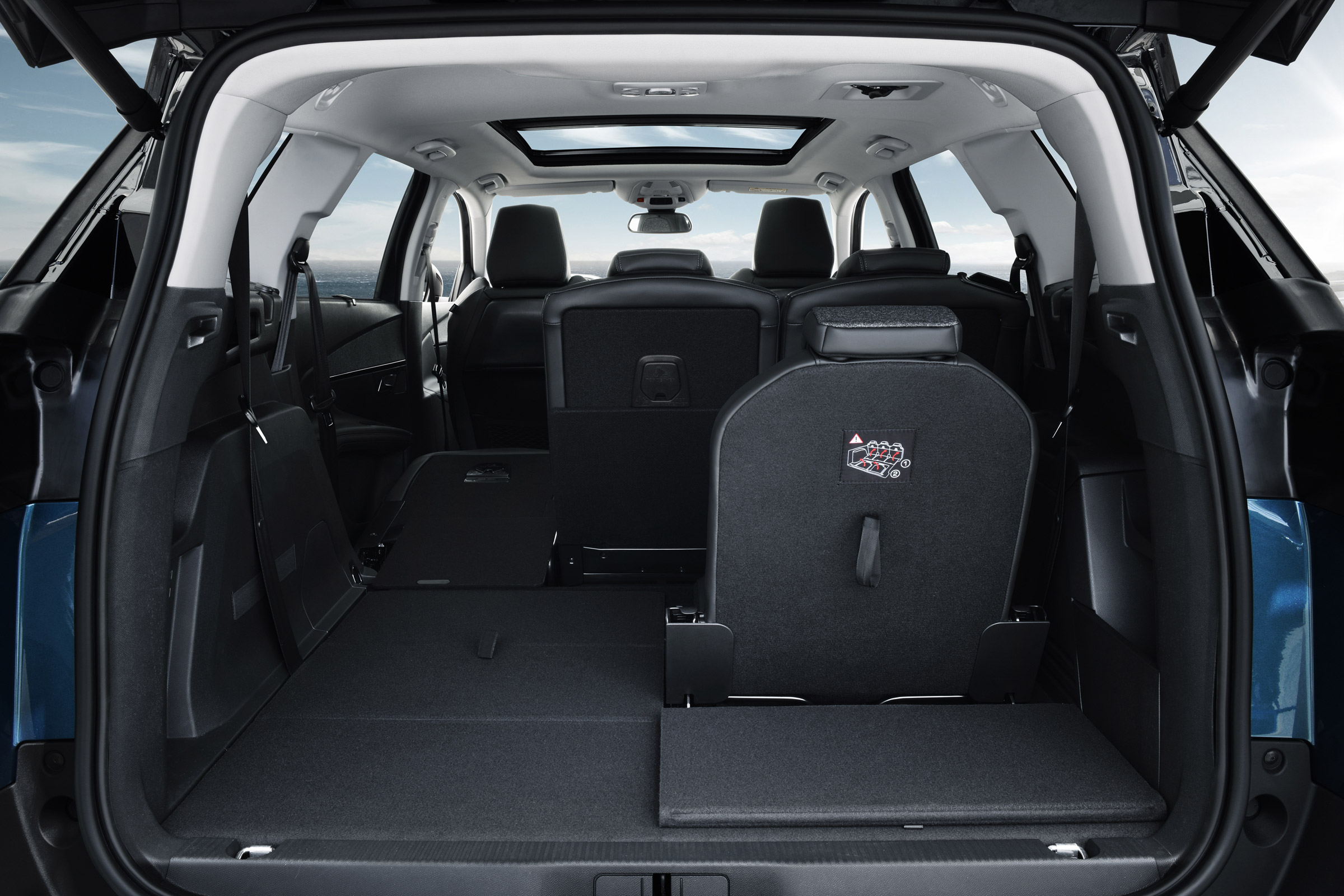 peugeot-5008-csaladi-auto-carnet-hir