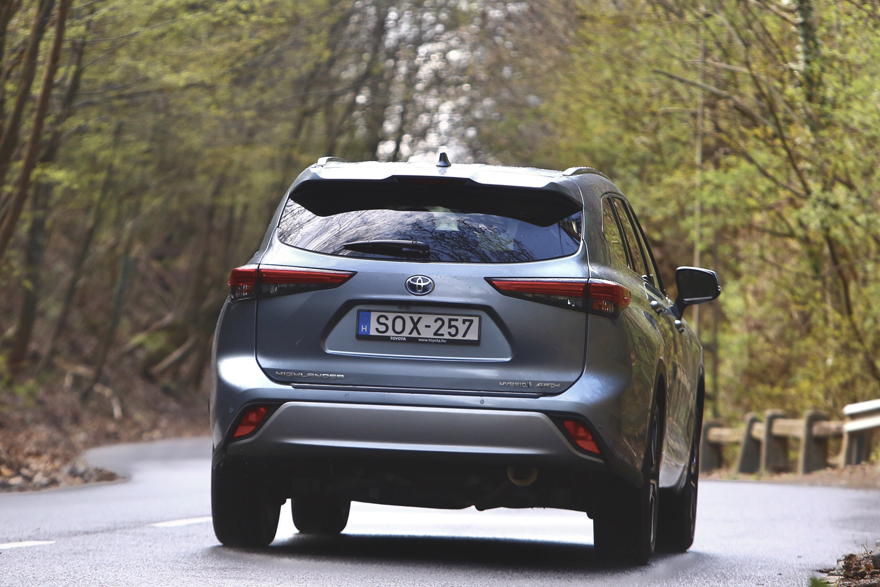 toyota-highlander-csaladi-auto-carnet-hir