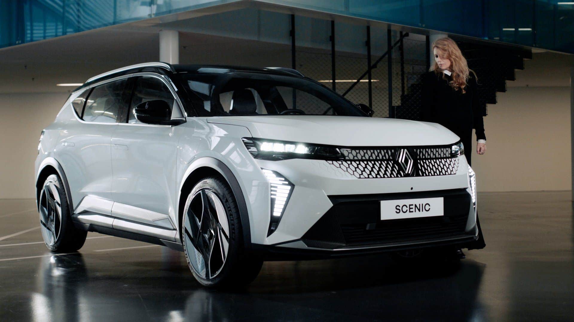 renault-scenic-e-tech-electric-carnet-hir