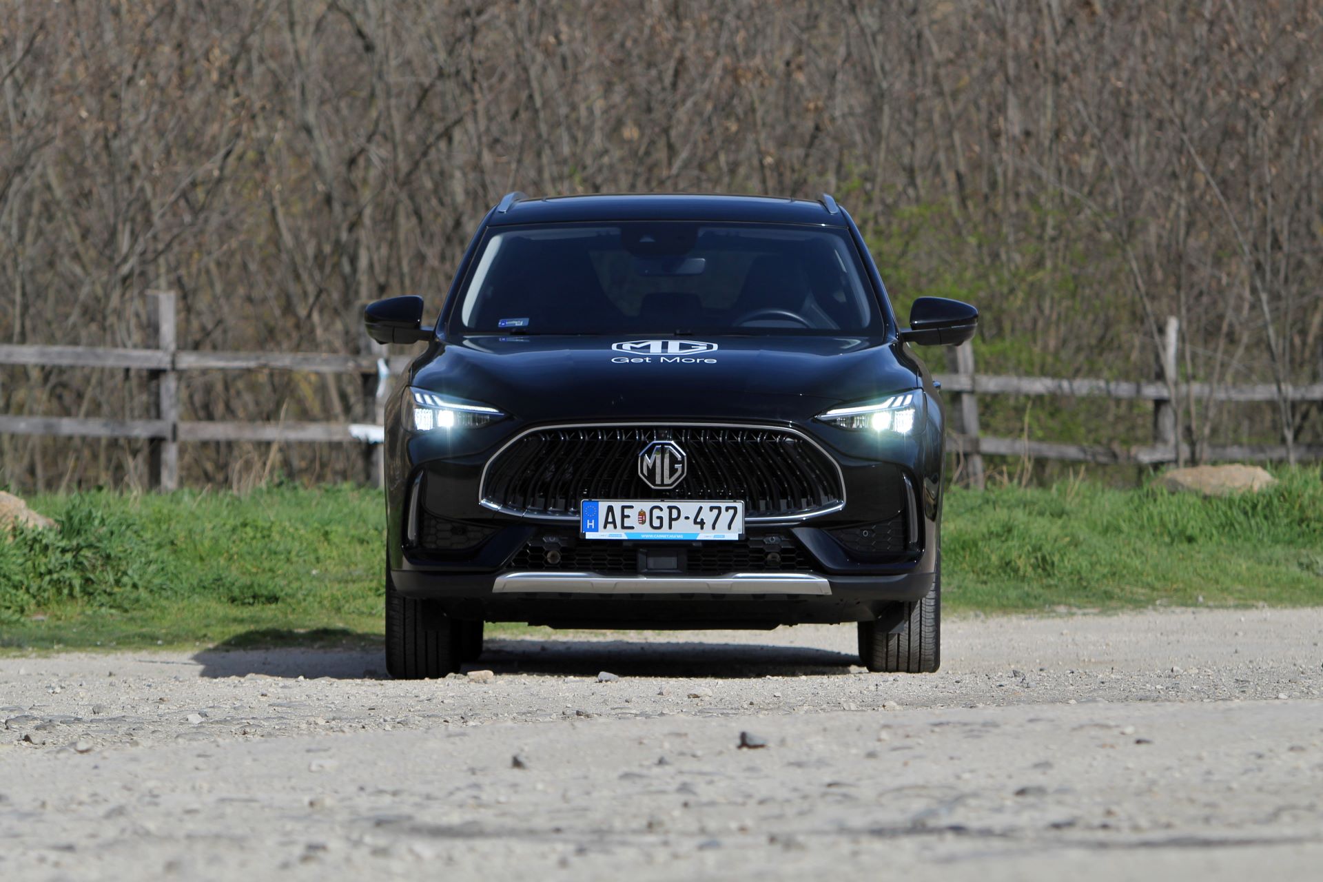teszt-mg-hs-luxury-automata-carnet-hir-28