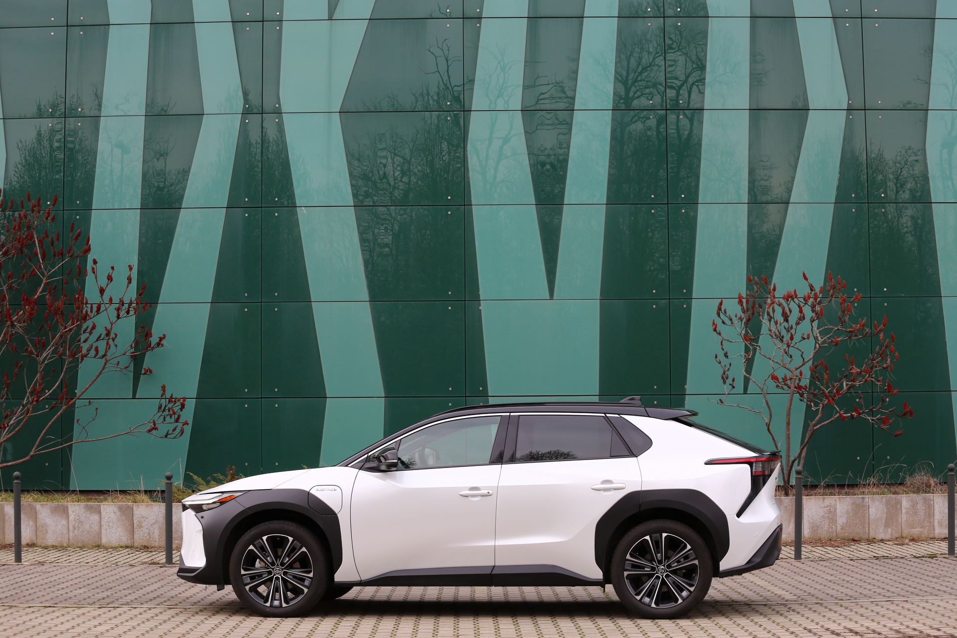 villanyauto-toyota-bz4x-carnet-hir-8