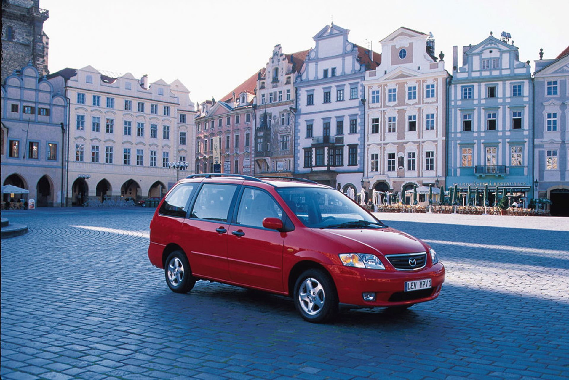 mazda-mpv