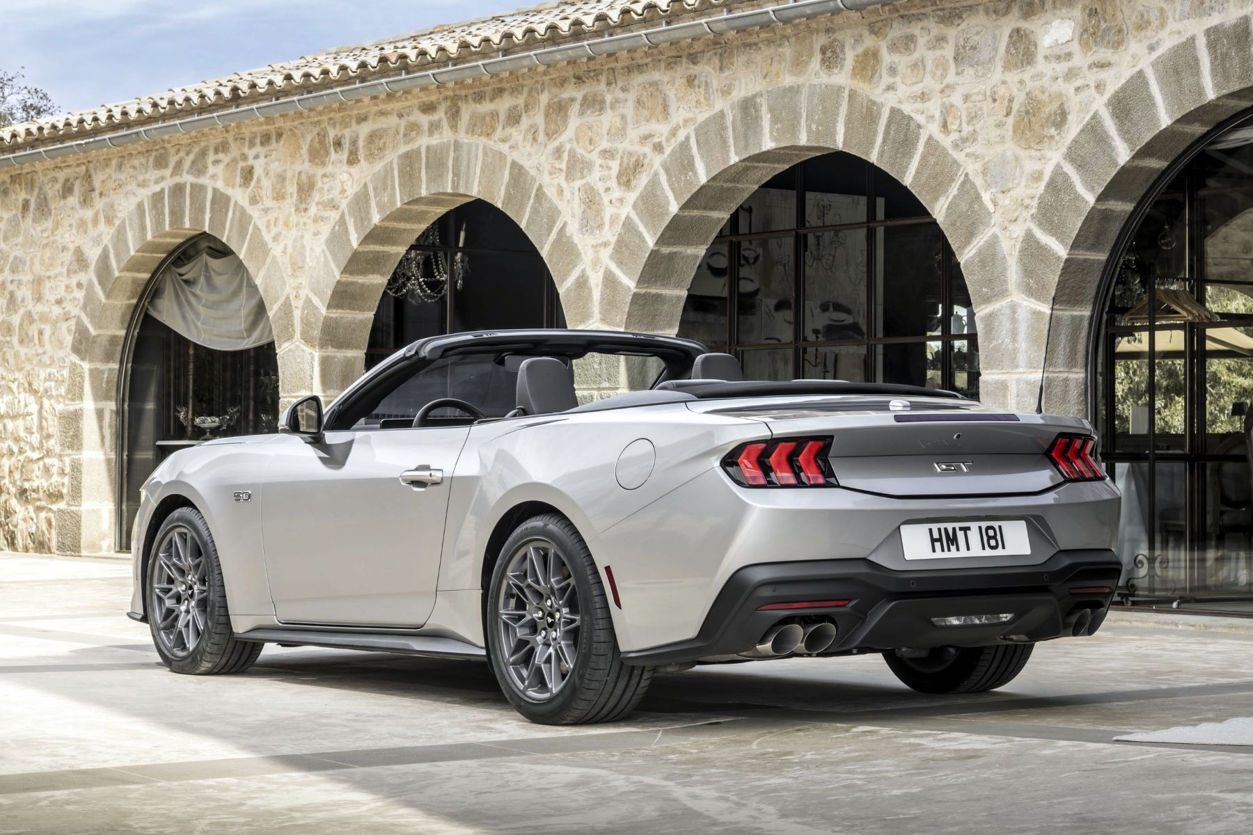 carnet-sportmodellek-ford-mustang-hir-3-2024