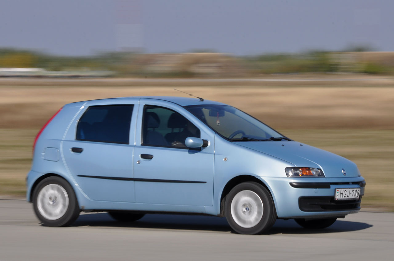 fiat-punto-II-188-olcso-hasznaltautok-carnet-hir-2
