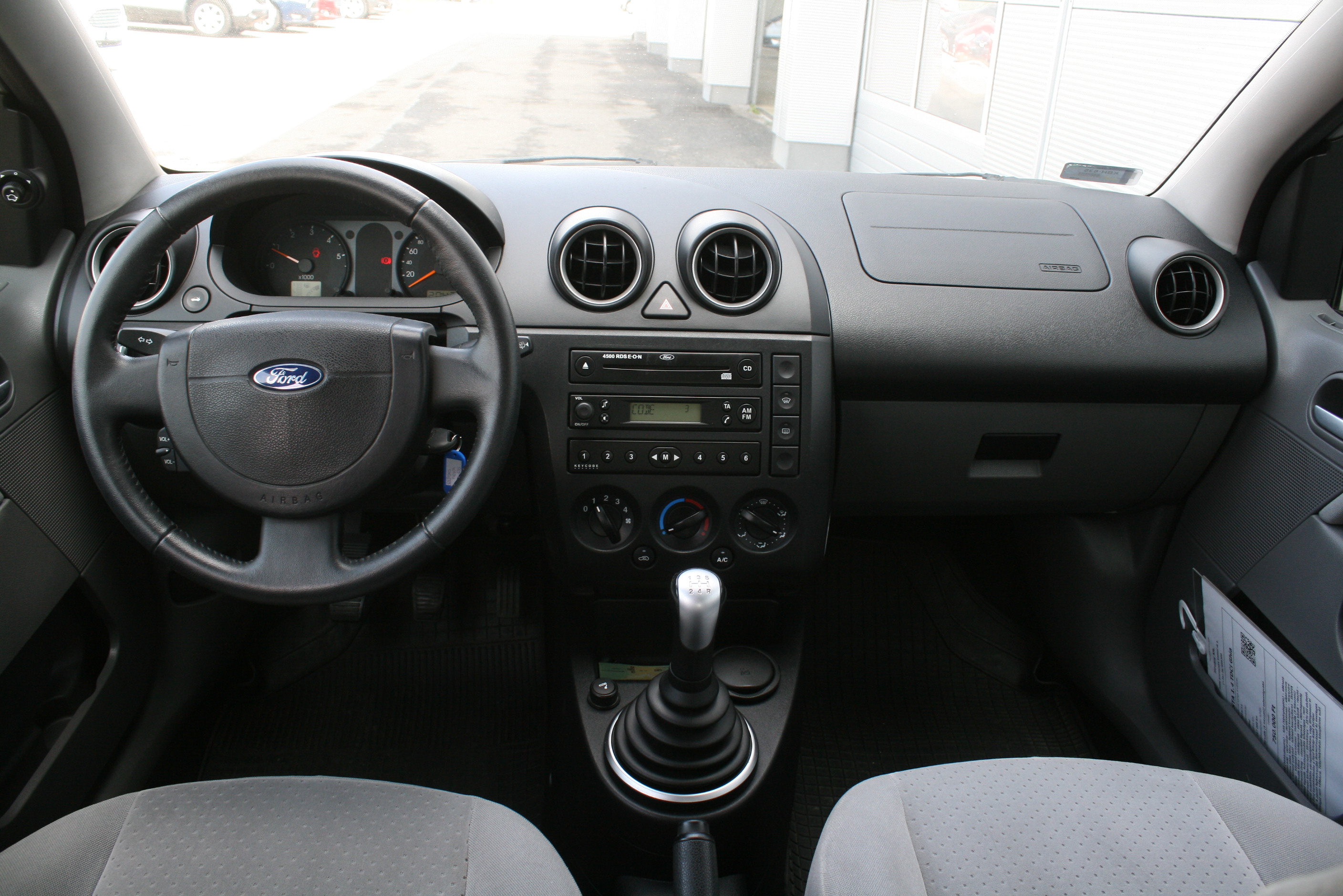 ford-fiesta-jh1-olcso-hasznaltautok-carnet-hir-15