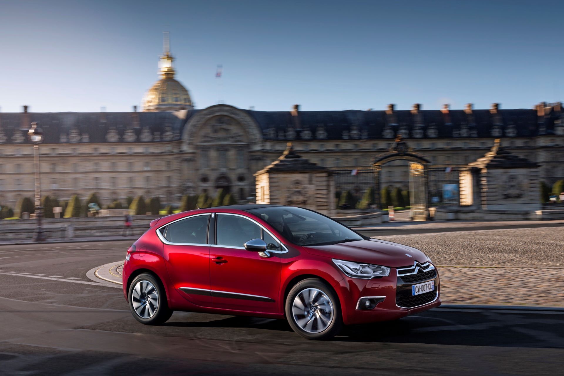 citroes-ds-4-2015-elott-hasznaltauto-tippek-carnet-hir
