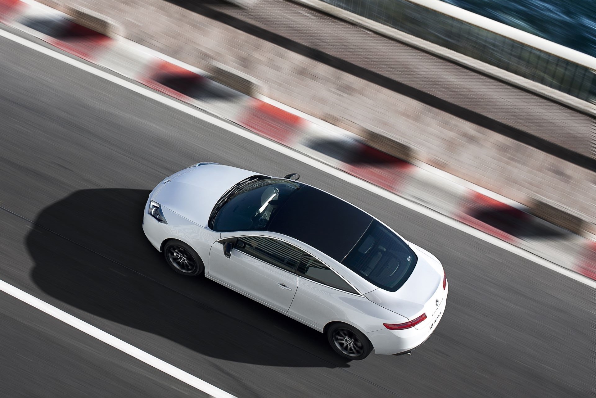 hasznaltauto-tippek-renault-laguna-coupe-carnet-hir-2