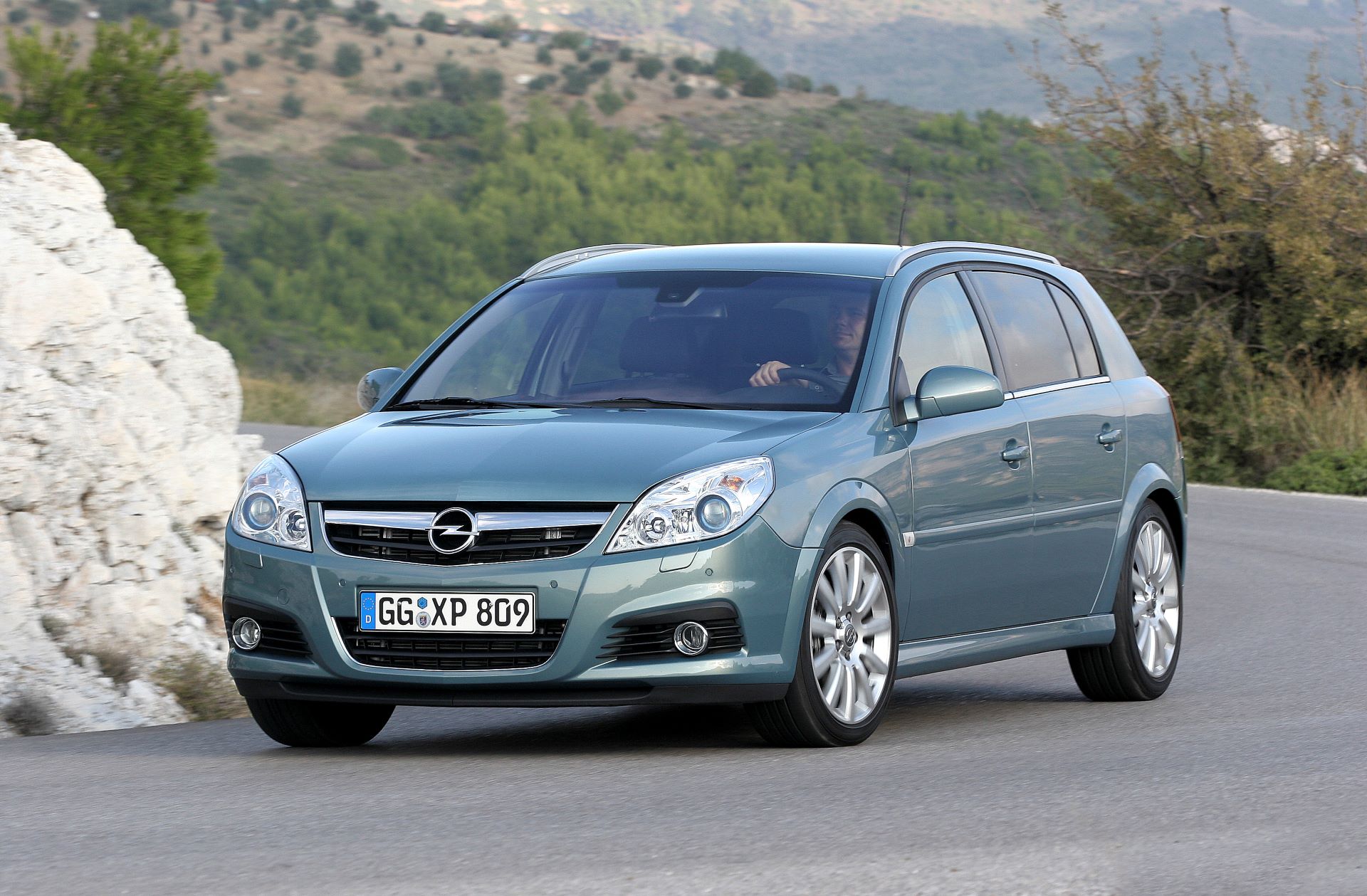opel-signum-carnet-hir-1