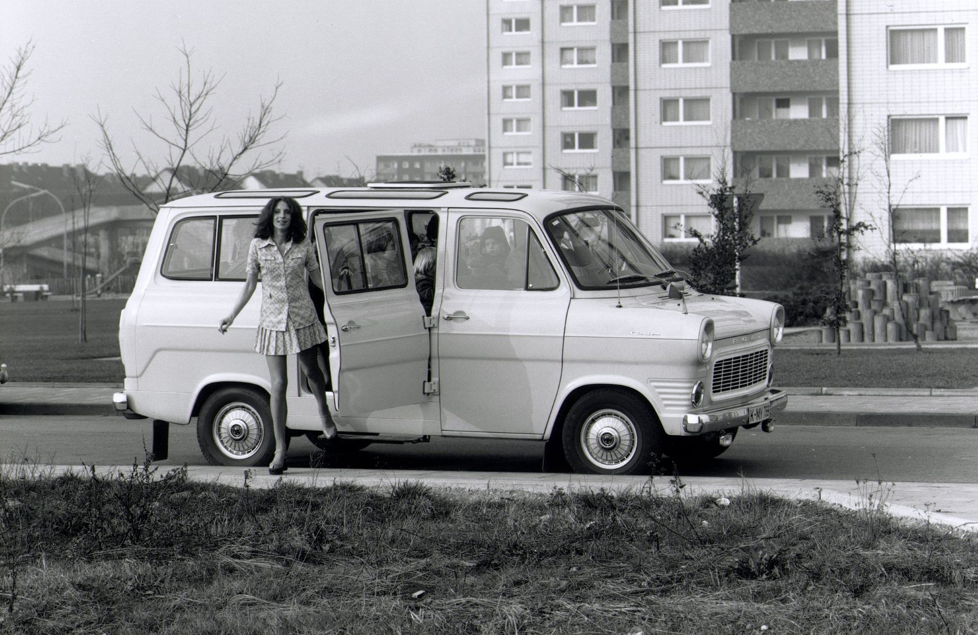 60-eves-a-ford-transit-carnet-hir