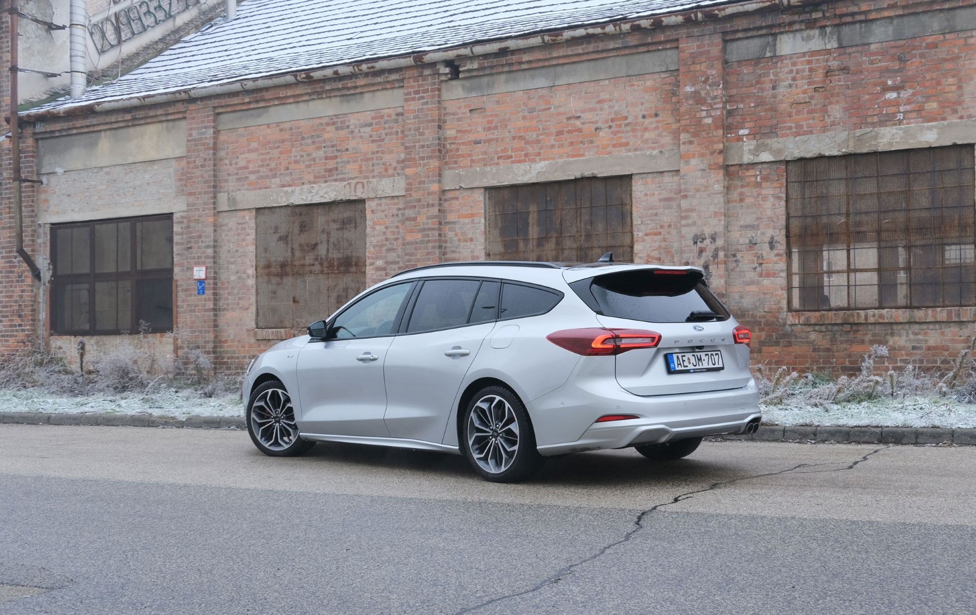 kompakt-kombik-ford-focus-carnet-hir-8