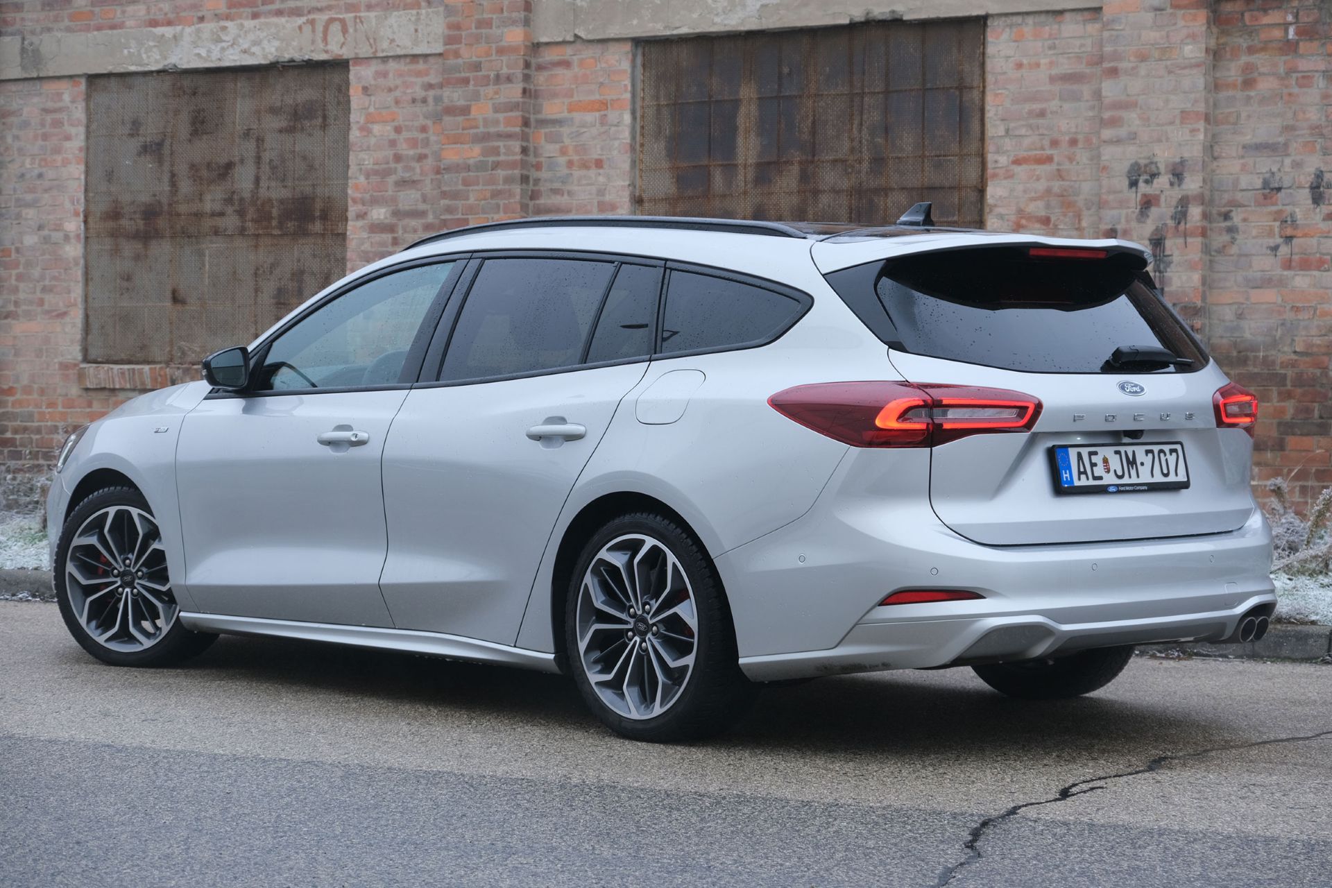 kompakt-kombik-ford-focus-carnet-hir-9
